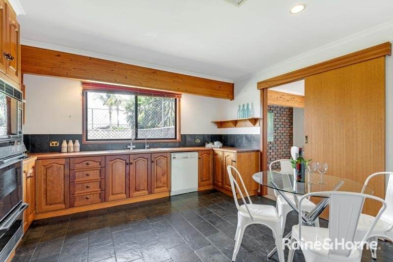 Photo - 1 Lepena Crescent, Hallett Cove SA 5158 - Image 16