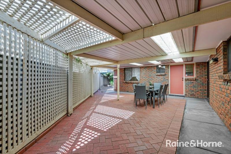 Photo - 1 Lepena Crescent, Hallett Cove SA 5158 - Image 20