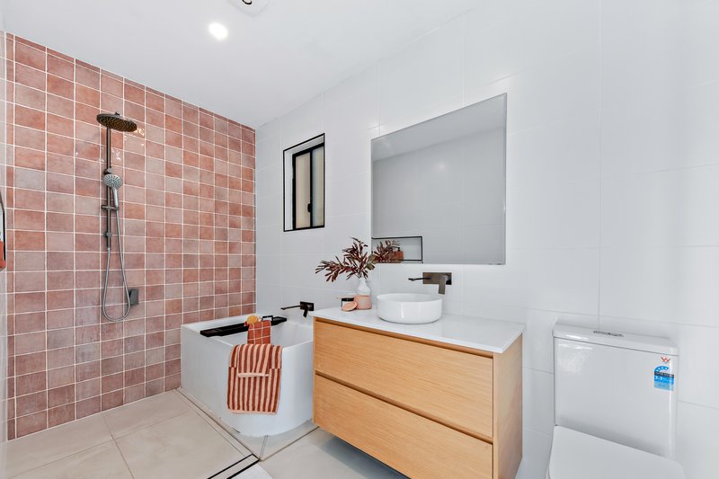 Photo - 1 Lewis Street, Airlie Beach QLD 4802 - Image 8