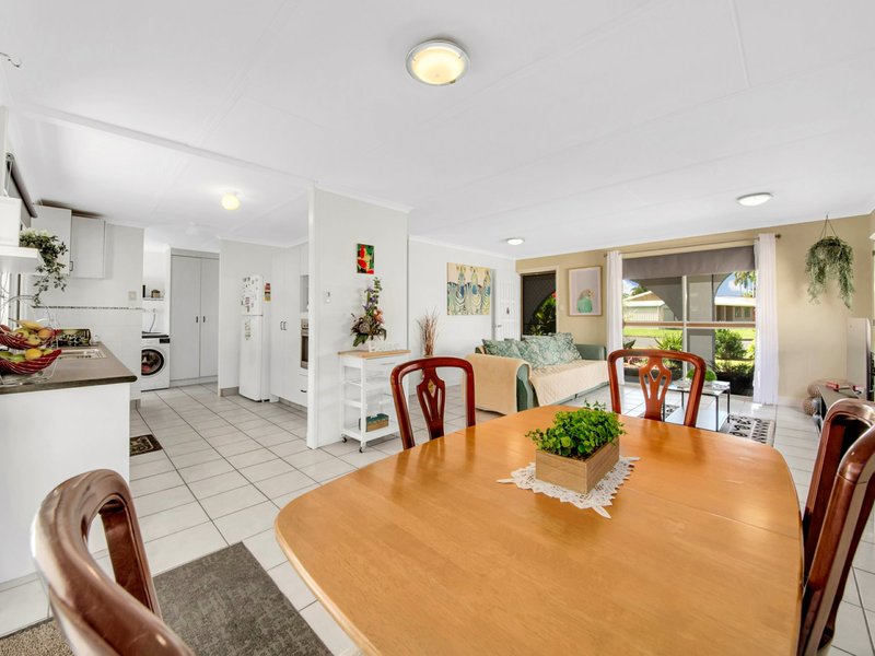 Photo - 1 Lilly Street, Boyne Island QLD 4680 - Image 6