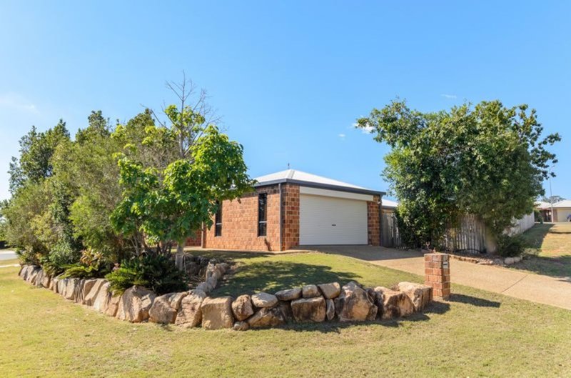 Photo - 1 Linhow Crescent, Clinton QLD 4680 - Image 17