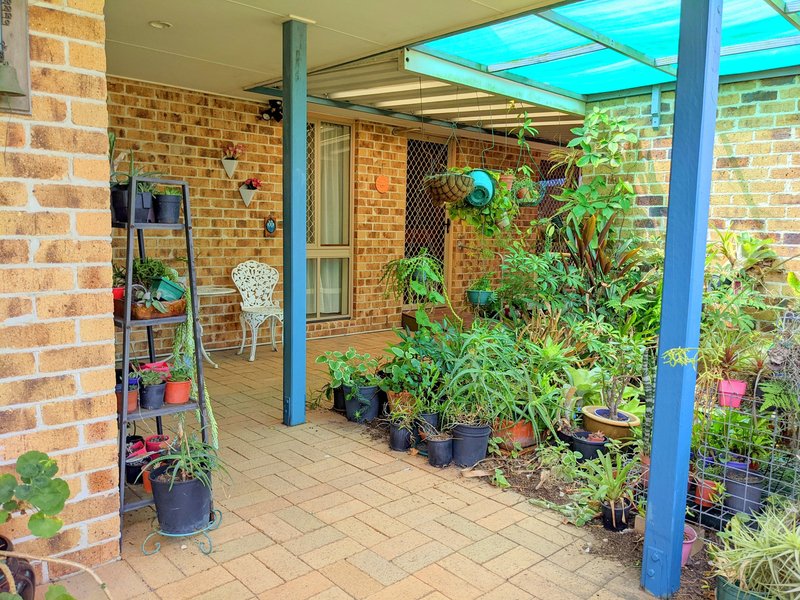 Photo - 1 Linthaven Dr , Rothwell QLD 4022 - Image 4