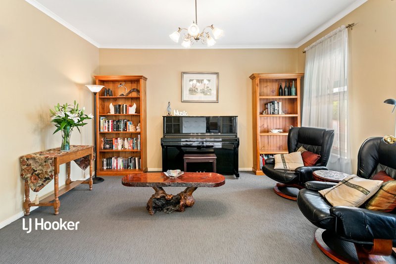 Photo - 1 Lisa Martin Court, Gawler East SA 5118 - Image 3