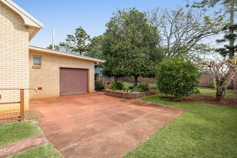 Photo - 1 Lloyd Street, Harristown QLD 4350 - Image 2