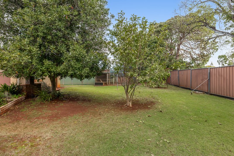 Photo - 1 Lloyd Street, Harristown QLD 4350 - Image 11