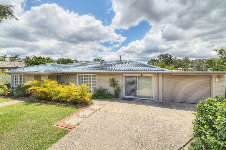 1 Lochore Court, Crestmead QLD 4132