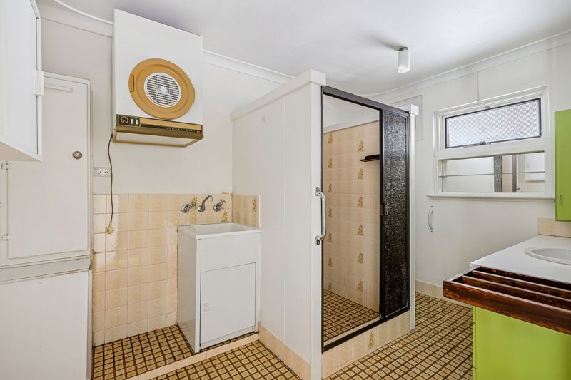 Photo - 1 Locock Street, Ascot WA 6104 - Image 14