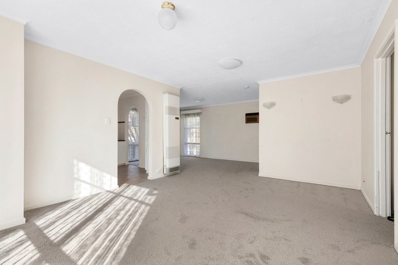 Photo - 1 Lofty Court, Corio VIC 3214 - Image 2