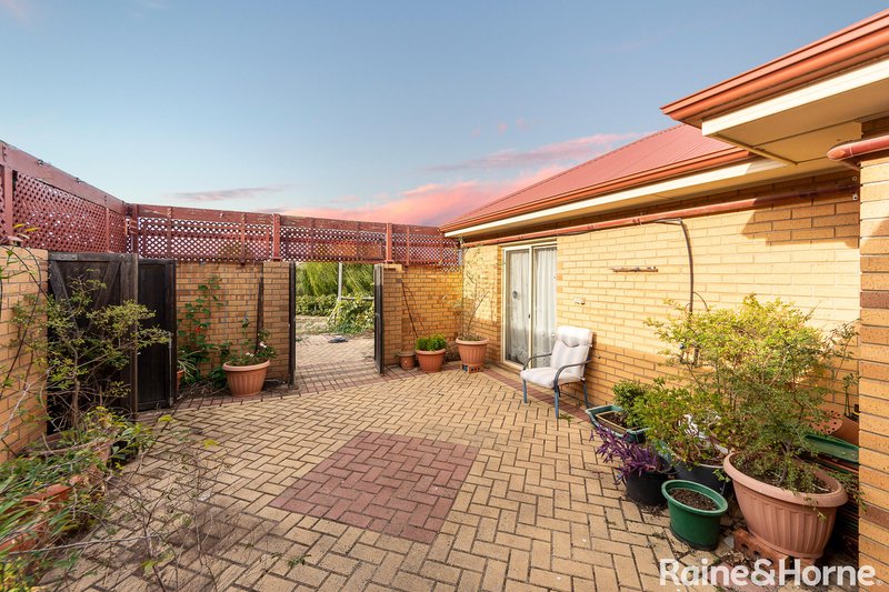 Photo - 1 London Court, Mount Barker SA 5251 - Image 2