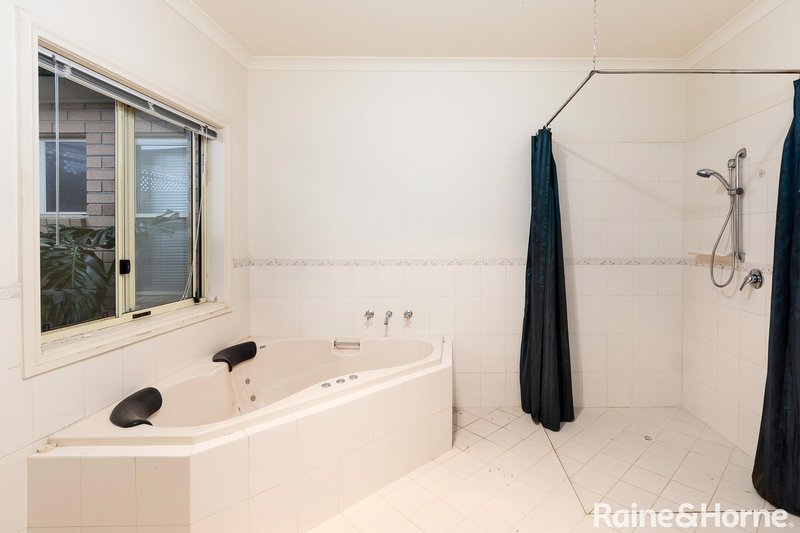 Photo - 1 London Court, Mount Barker SA 5251 - Image 5