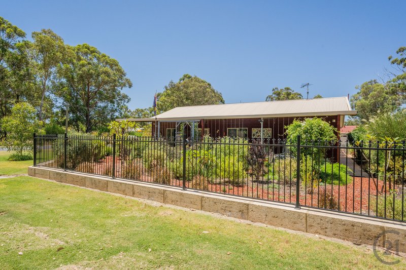 Photo - 1 Longo Avenue, Pinjarra WA 6208 - Image 4