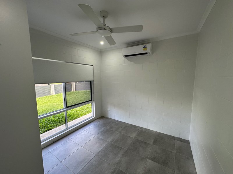 Photo - 1 Lorraine Close, Bentley Park QLD 4869 - Image 10