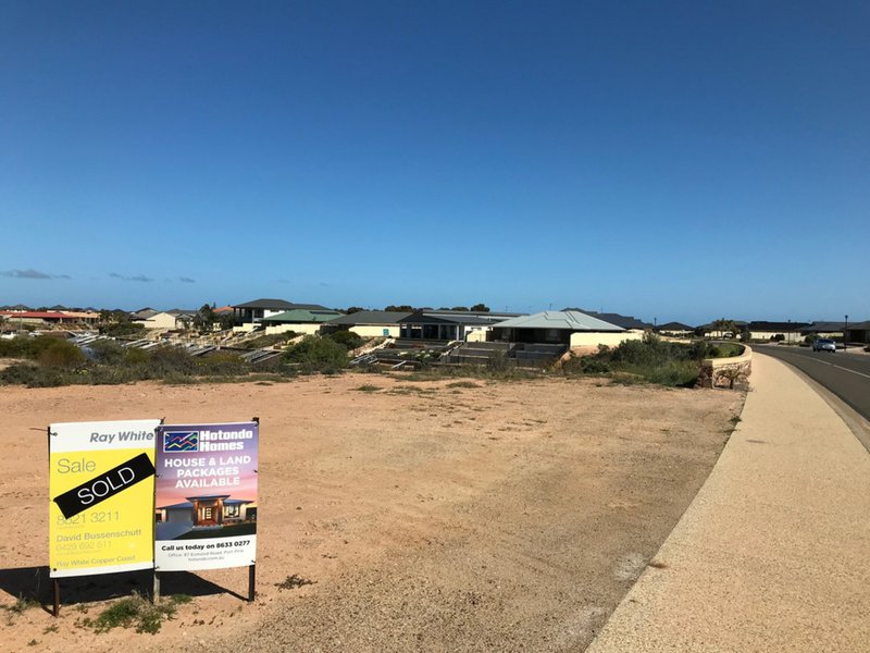 1 (Lot 754) Stately Way, Wallaroo SA 5556