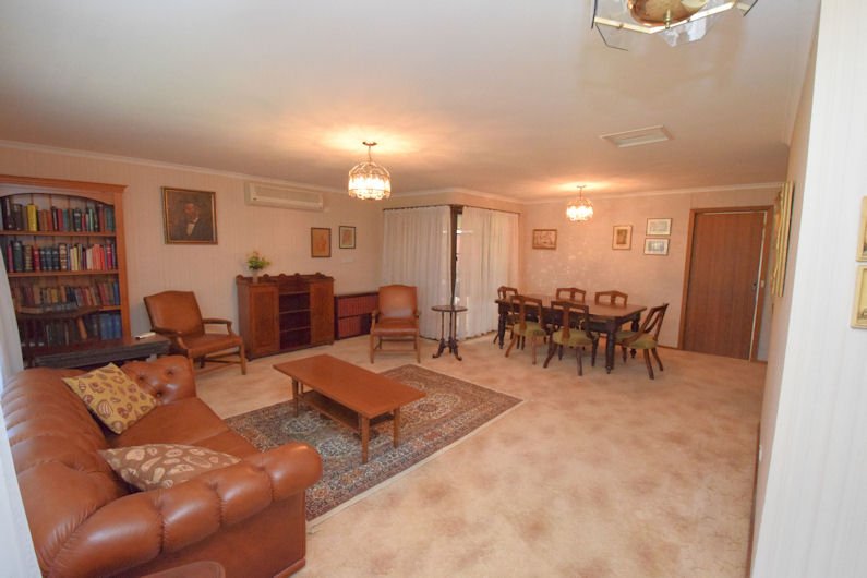 Photo - 1 Lucas Court, Deniliquin NSW 2710 - Image 3