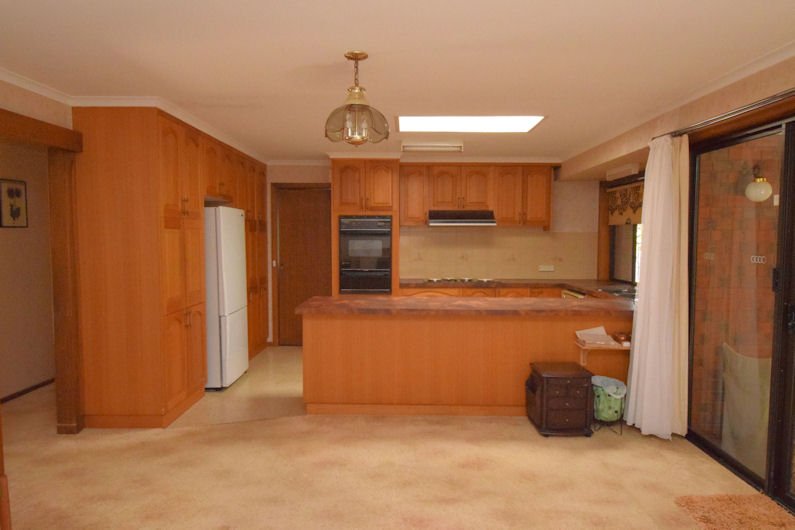 Photo - 1 Lucas Court, Deniliquin NSW 2710 - Image 4