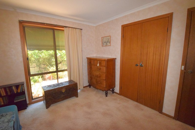 Photo - 1 Lucas Court, Deniliquin NSW 2710 - Image 9