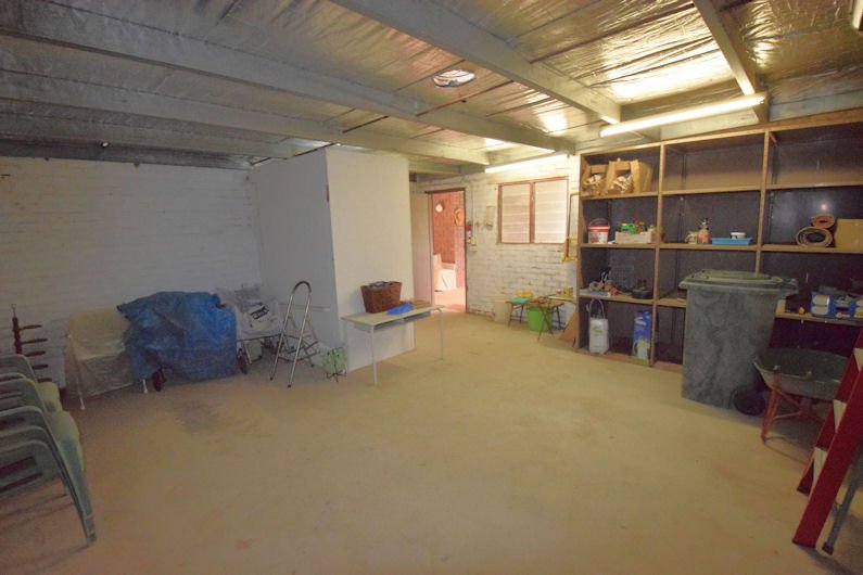 Photo - 1 Lucas Court, Deniliquin NSW 2710 - Image 12