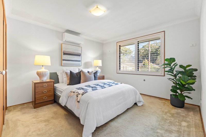 Photo - 1 Lutanda Close, Pennant Hills NSW 2120 - Image 7