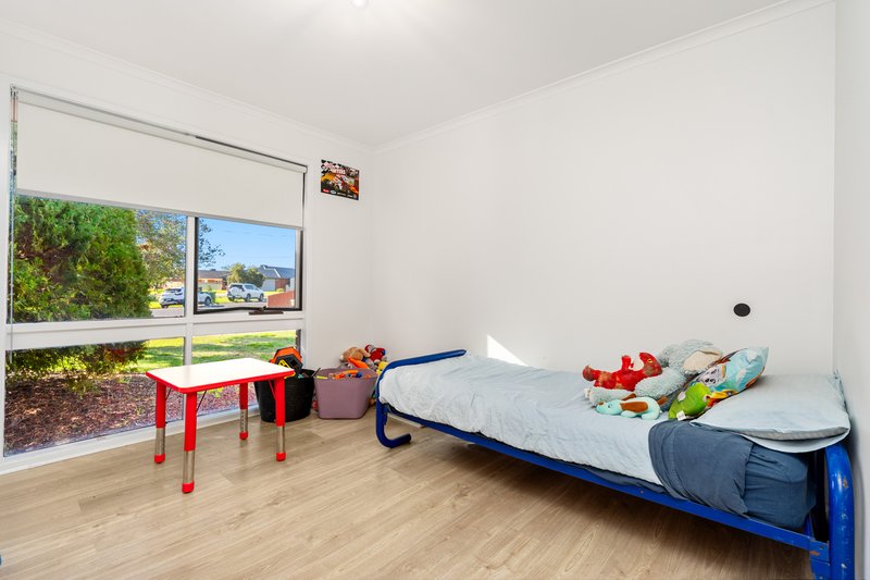 Photo - 1 Mac Trebley Place, Culcairn NSW 2660 - Image 7