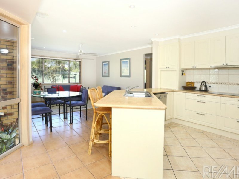 Photo - 1 Macallan St , Merrimac QLD 4226 - Image 6