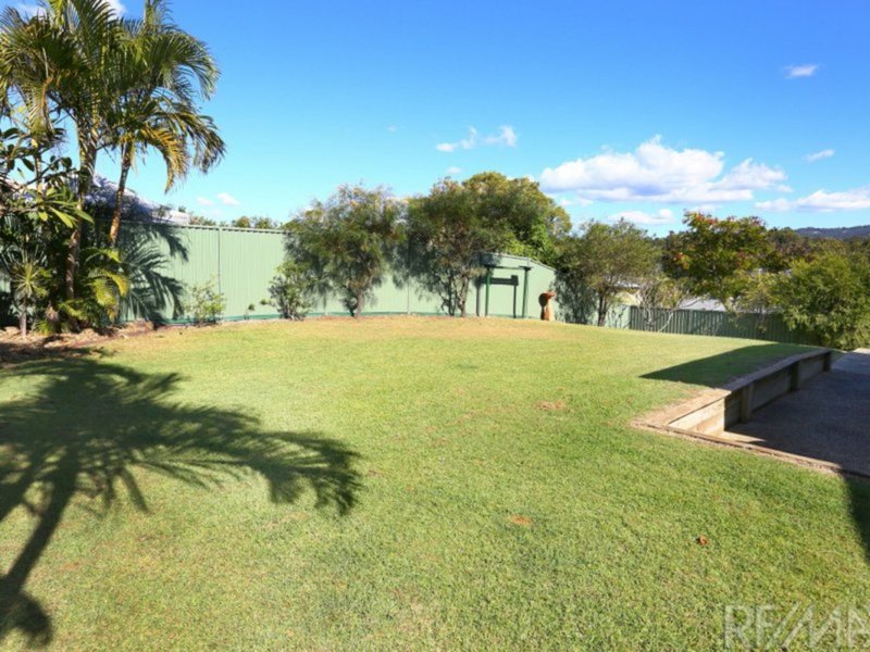 Photo - 1 Macallan St , Merrimac QLD 4226 - Image 21