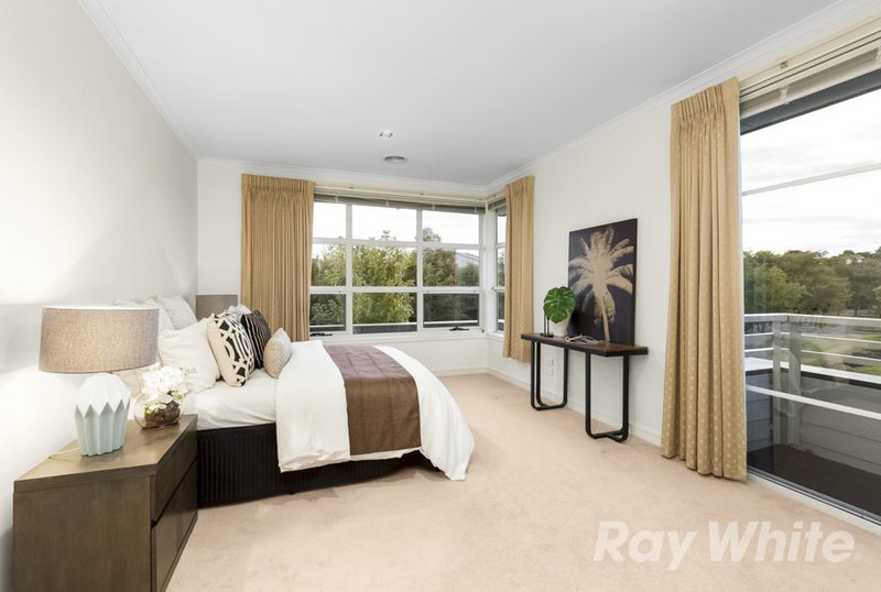 Photo - 1 Macaulay Place, Mulgrave VIC 3170 - Image 7