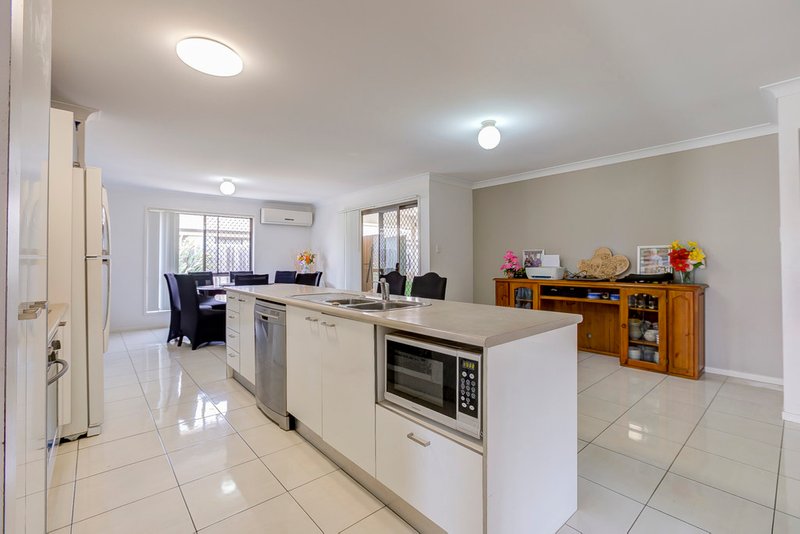 Photo - 1 Macintyre Street, Marsden QLD 4132 - Image 3