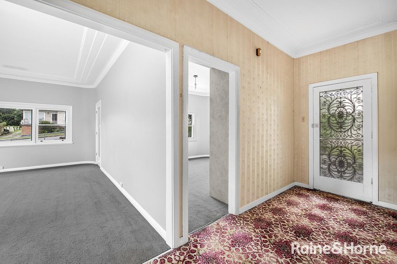 Photo - 1 Macquarie Street, Belmont NSW 2280 - Image 9