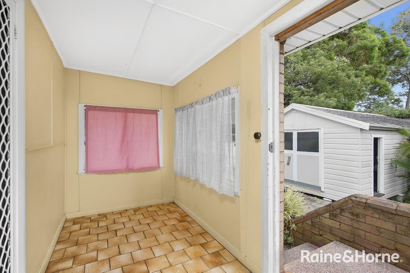 Photo - 1 Macquarie Street, Belmont NSW 2280 - Image 15