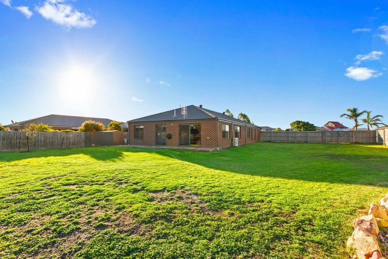 Photo - 1 Magnolia Way, Paynesville VIC 3880 - Image 19