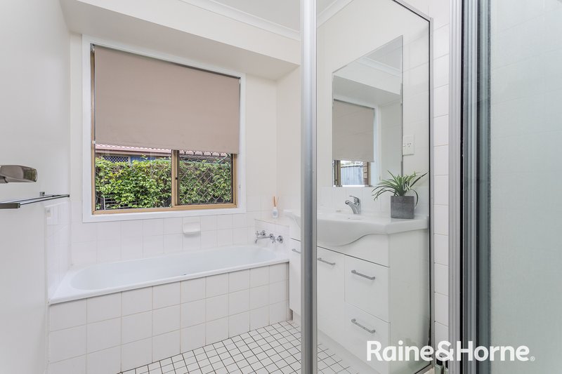 Photo - 1 Mahler Place, Burpengary QLD 4505 - Image 10