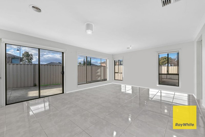 Photo - 1 Mala Street, Truganina VIC 3029 - Image 7