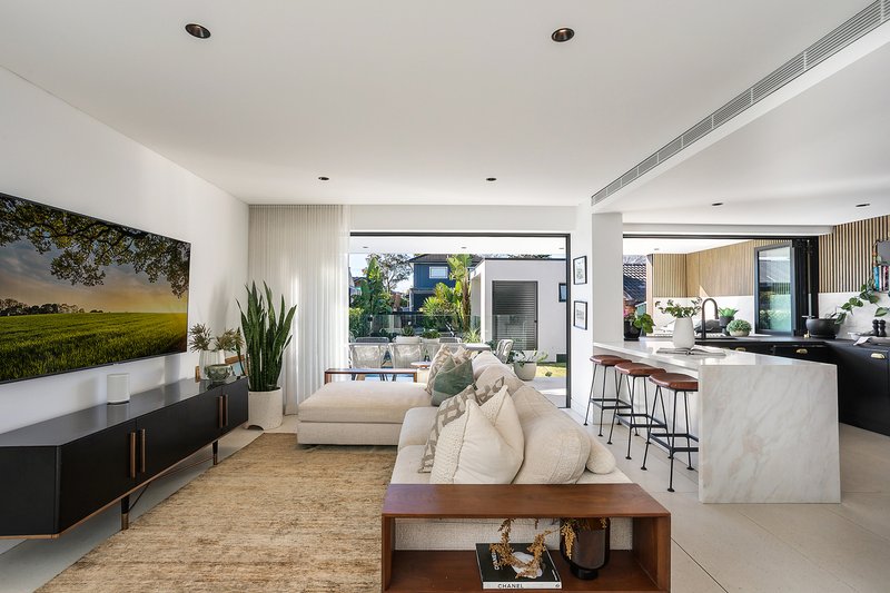 Photo - 1 Malcolm Street, Mascot NSW 2020 - Image 3