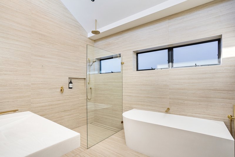 Photo - 1 Malcolm Street, Mascot NSW 2020 - Image 7