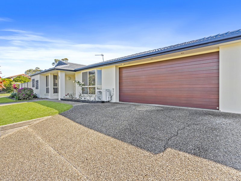 Photo - 1 Maldon Court, Helensvale QLD 4212 - Image 4