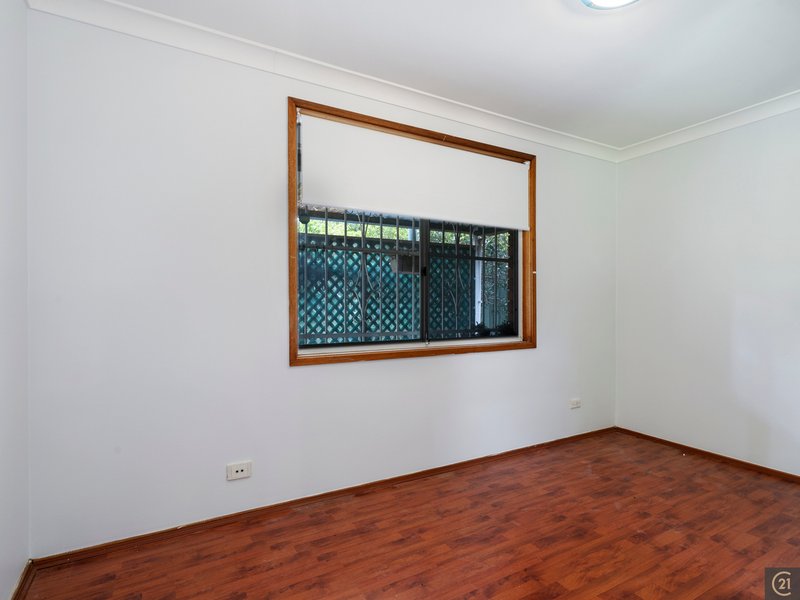 Photo - 1 Malone Crescent, Dean Park NSW 2761 - Image 6