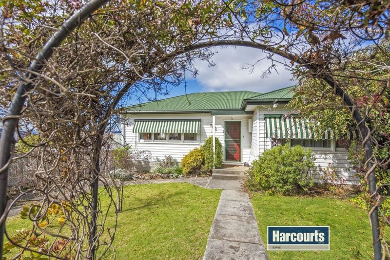 1 Malunna Crescent, Parklands TAS 7320