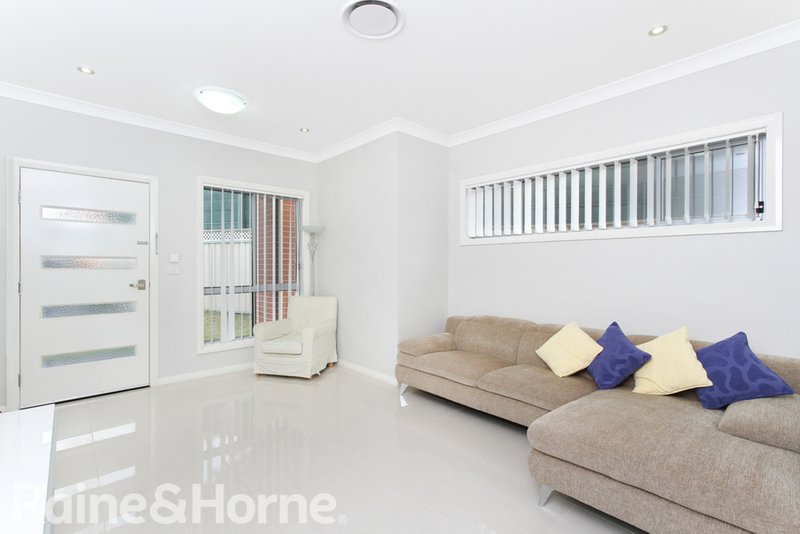 Photo - 1 Malvern Road, Glenwood NSW 2768 - Image 4