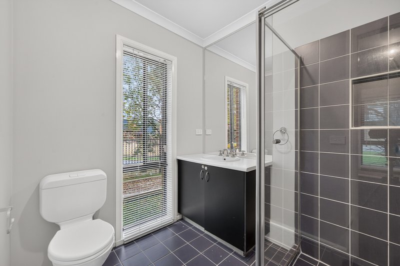 Photo - 1 Manna Gum Drive, Pakenham VIC 3810 - Image 5