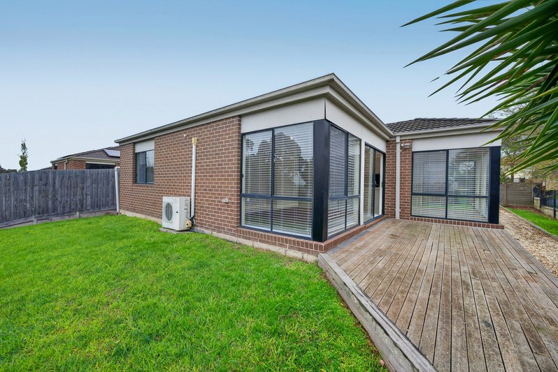 Photo - 1 Manna Gum Drive, Pakenham VIC 3810 - Image 11