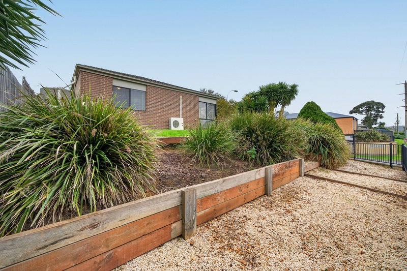 Photo - 1 Manna Gum Drive, Pakenham VIC 3810 - Image 13
