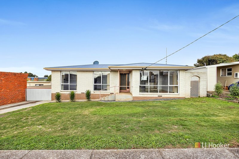 1 Manning Crescent, Devonport TAS 7310