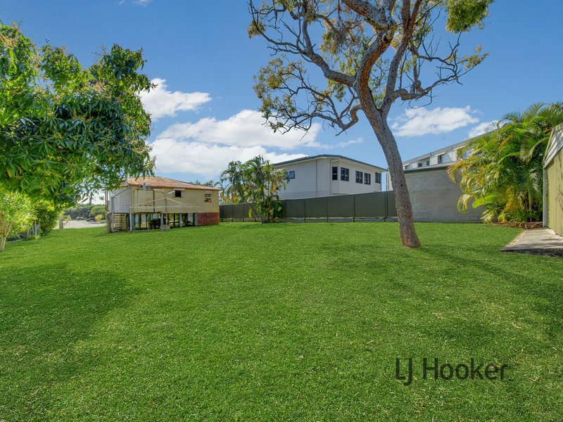 Photo - 1 Margaret Street, Tannum Sands QLD 4680 - Image 13