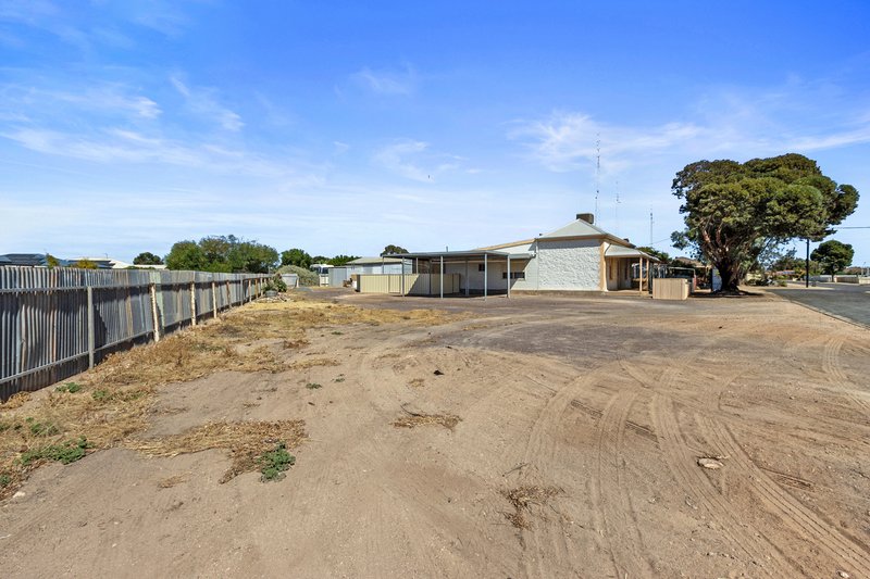 Photo - 1 Margaret Street, Wallaroo SA 5556 - Image 23