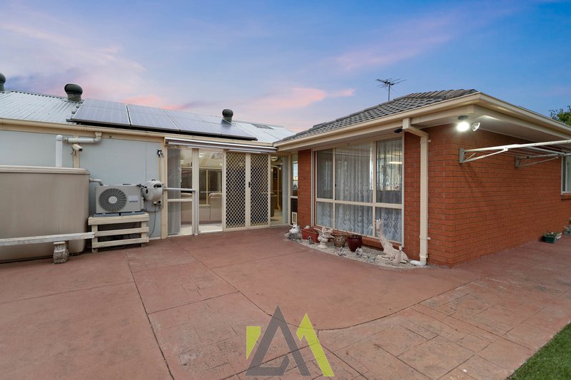 Photo - 1 Margot Court, Cranbourne North VIC 3977 - Image 24