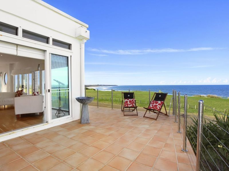 1 Marine Drive, Wallabi Point NSW 2430