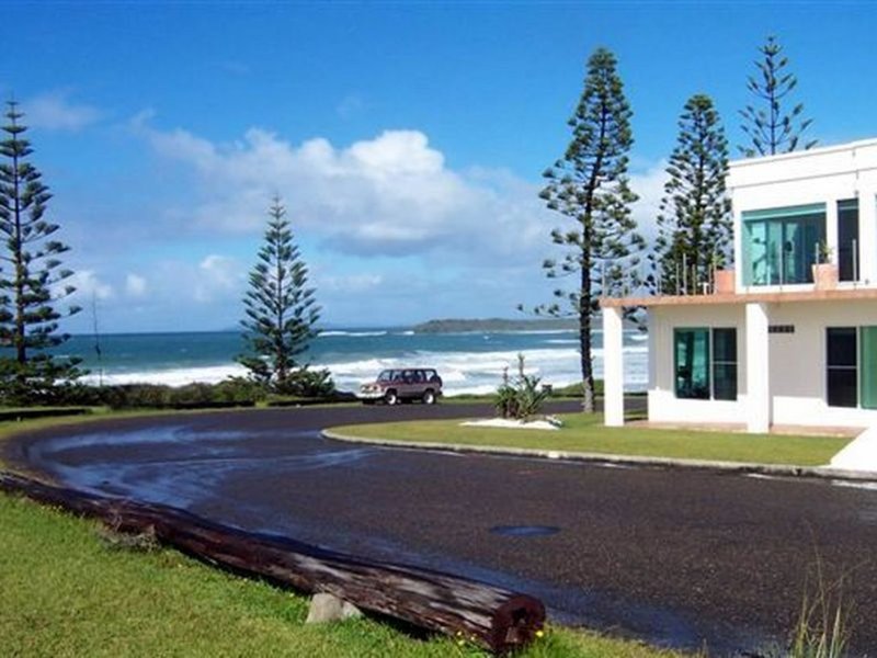 Photo - 1 Marine Drive, Wallabi Point NSW 2430 - Image 11