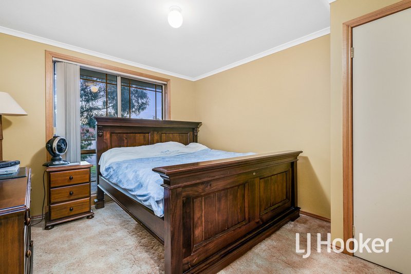 Photo - 1 Mark Place, Pakenham VIC 3810 - Image 5