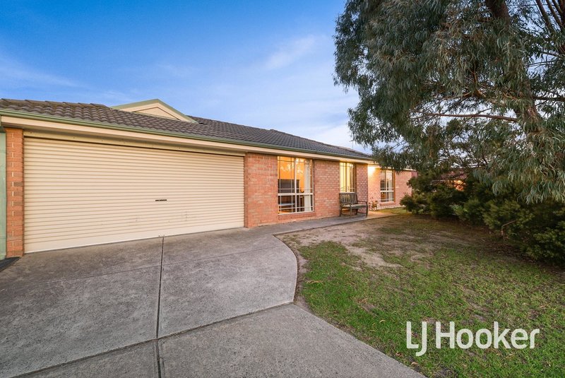 Photo - 1 Mark Place, Pakenham VIC 3810 - Image 8