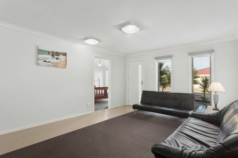 Photo - 1 Martinsen Street, St Leonards VIC 3223 - Image 3